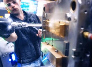 Cold-Jet: Formenreinigung mit Trockeneis