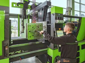 Engel: Training für den Werkzeugwechsel