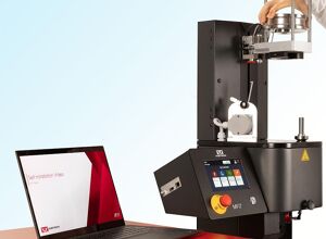 Instron: Flexible Schmelzindex-Prüfgeräte