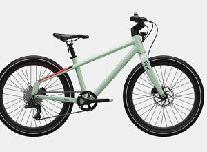 KraussMaffei: Kinderfahrrad aus Hochleistungspolymer mit recycelten Carbonfasern