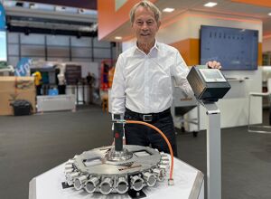 Koch: Patentierter Materialverteiler garantiert rückstandsfreie Förderung