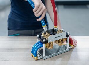 Meusburger: Schneller rüsten mit Multikupplung