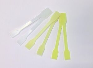 TITK: Antibakterielle Kunststoffe durch natürliche Wirkkomponenten