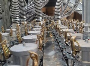 Wenz: Kupplungsbahnhof und Heißkanalregelgerät