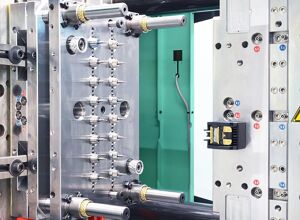 Zahoransky: Kunststoff substituiert Glas