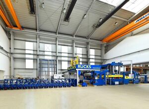 Rucks: Intervallheizpresse geht nach Japan