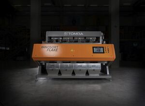 Tomra: Flexible Polymer- und Farbsortierung in einer Maschine