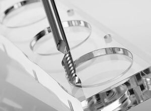 Hufschmied: Werkzeuge zur Acryl- und PMMA-Bearbeitung