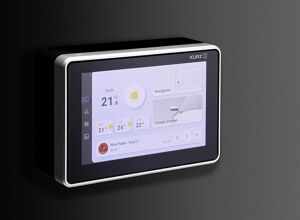 PolyIC: Display-Stacks mit Kunststoff-Frontscheibe