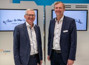 Lindner/Erema: Energierückgewinnung und effiziente Datenkommunikation