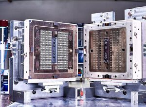 Rico: LSR-Werkzeug mit 256 Kavitäten