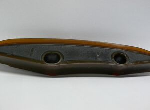 Weiss: Know-how bei Spritzgussteilen für stromführende Komponenten