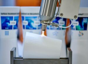 Plasmatreat: Bessere Adhäsion auf Kunststoffoberflächen