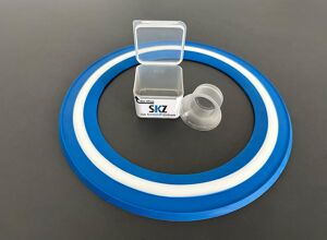 SKZ: Frisbees, Uhrmacherlupe und Kaffeetassenabdeckung zum Mitnehmen