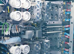 Zahoransky: Komplettanlagen für kunststoffbasierte Medizinprodukte