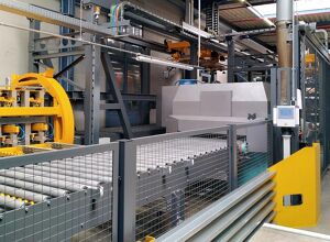 Systraplan: Kunststoffplatten automatisch hobeln