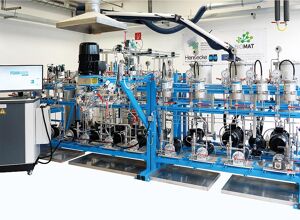 Hennecke: PUR-Technologie für Möbelzulieferer