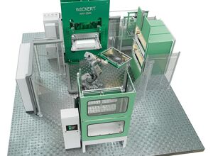 Wickert: Thermoformpresse für Flugzeugstrukturteile