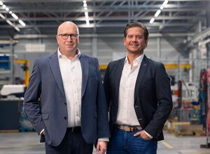 Internorm: Spritzgießtechnik für große und komplexe Teile