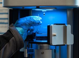 SKZ: Erweiterte Analytik für Oberflächen und Adhäsion