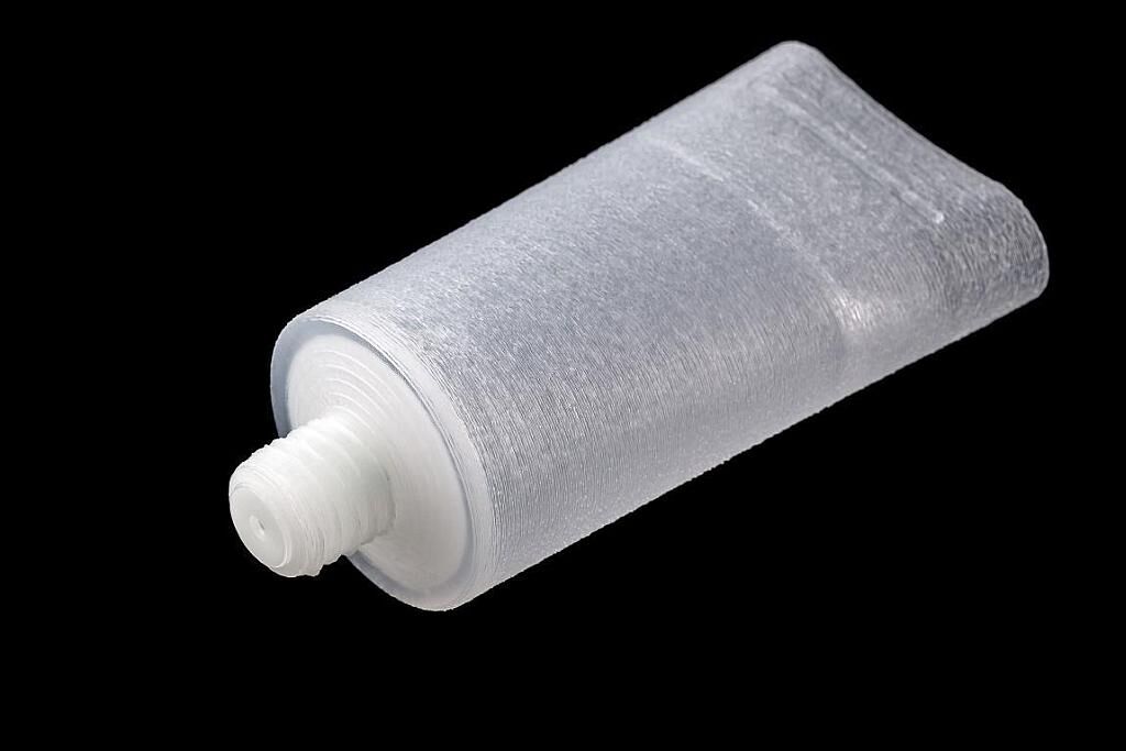 Silicon-Tube mit integriertem Schraubverschluss. (Foto: Wacker)