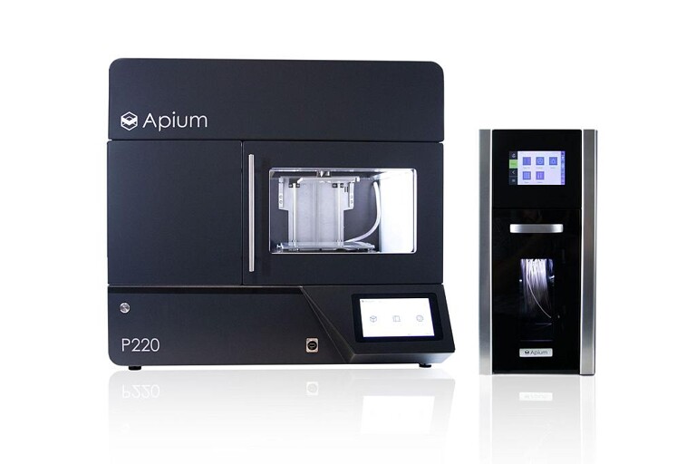 Industrieller 3D-Drucker Apium P220 mit Filament-Trockner. (Foto: Apium)