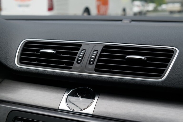 Die Polyamide der neuen Serie Leona SG eignen sich u. a. für Sichtteile im Fahrzeuginnenraum. (Foto: Asahi Kasei)