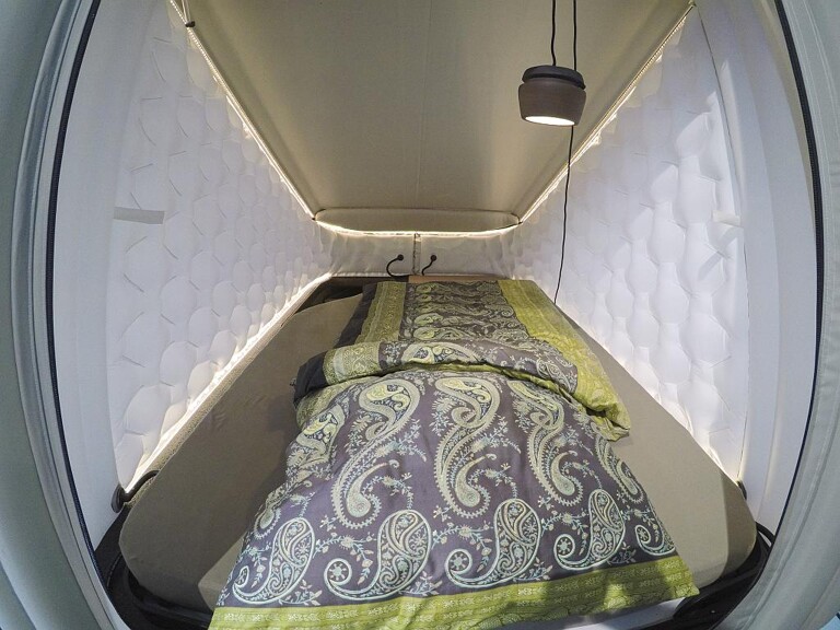 Das mit TPU beschichtete Dachzelt ist wasser- sowie winddicht und sorgt für klimatisierten Schlaf. (Foto: K-AKTUELL)