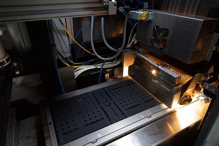 Mithilfe von B&R-Technik verschmilzt Evolve 2D-gedruckte Schichten zu soliden 3D-Teilen. (Foto: B&R)