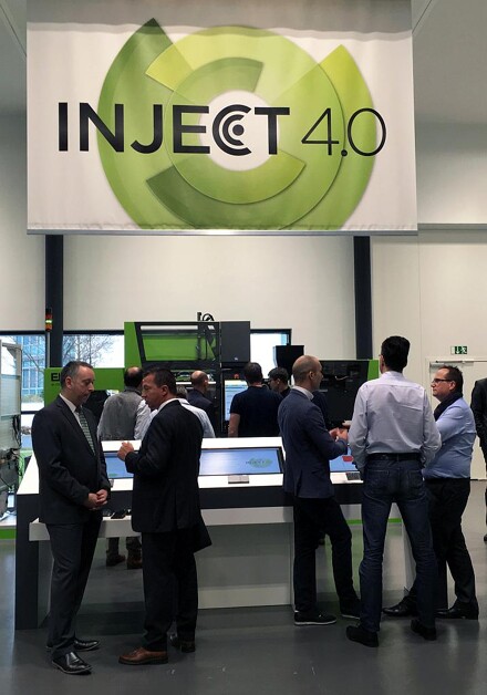 Inject 4.0 als Antwort auf die Herausforderungen der Digitalisierung und Vernetzung bildet im neuen interaktiven Technologiezentrum in Hannover einen festen Themenschwerpunkt. (Foto: Engel)