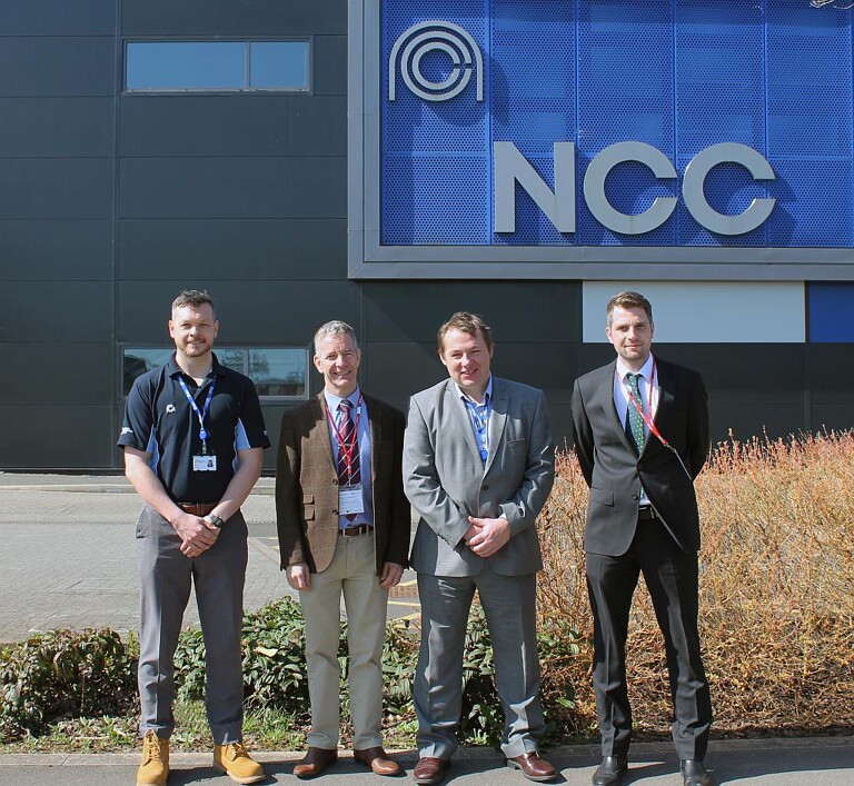 v.l.: Sean Cooper (NCC), Graeme Herlihy (Engel), Paul Gallen und Christian Wolfsberger (Engel). (Foto: NCC)