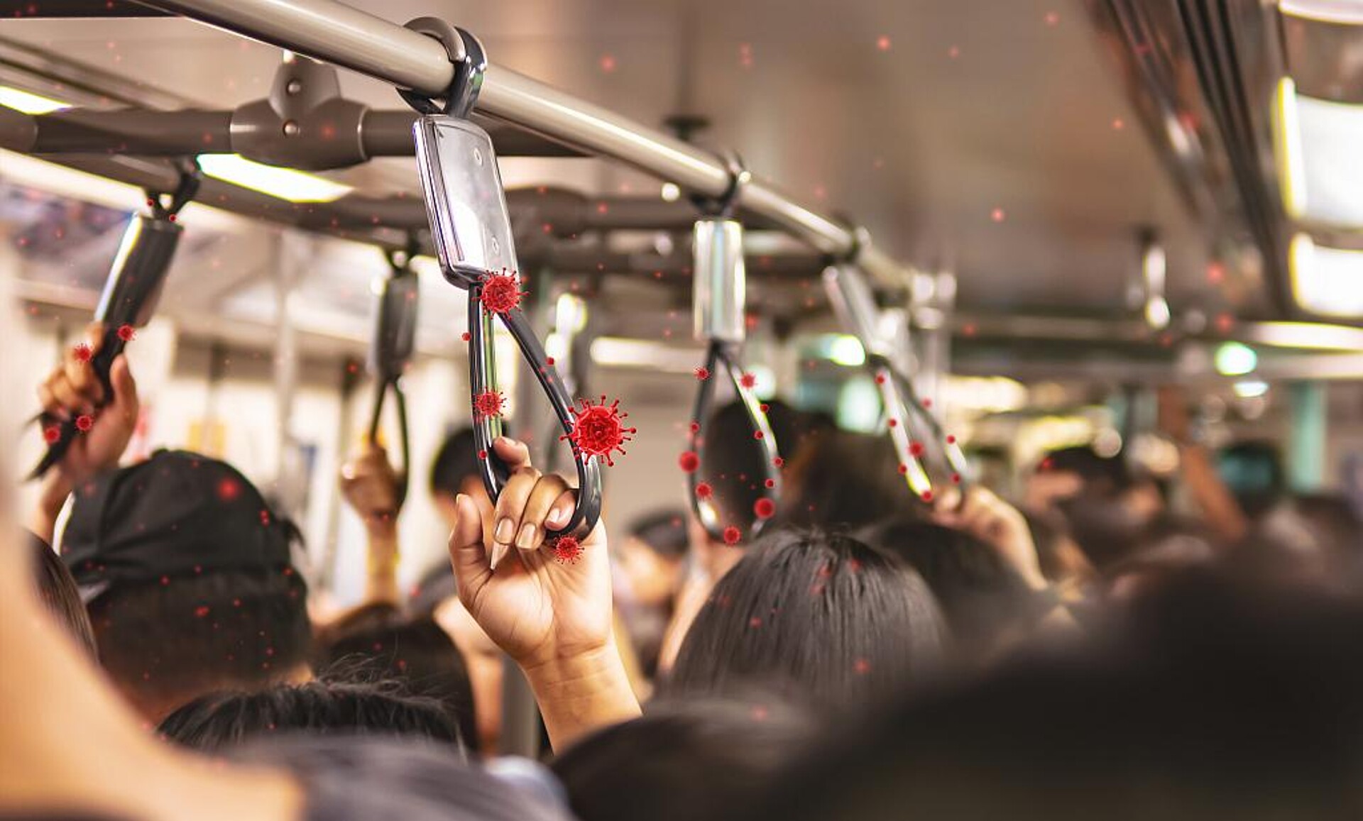 Griffe in öffentlichen Verkehrsmitteln sind ein mögliches Anwendungsgebiet des antimikrobiellen Masterbatches. (Foto: wachiwit - stock.adobe.com)
