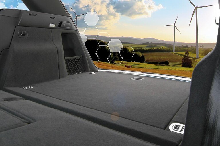 Die PUR-CSM PREG-Technologie bietet Vorteile bei der Herstellung von Ladeböden. (Foto: Hennecke)