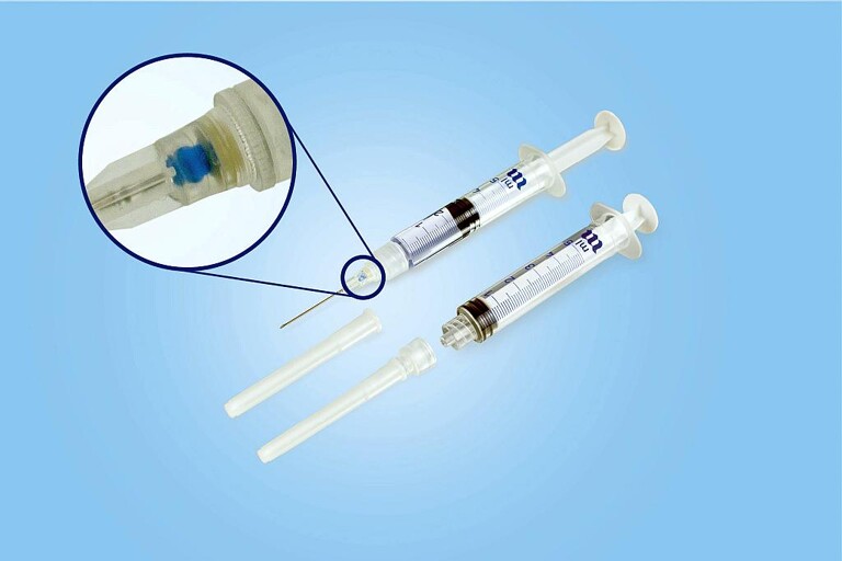Medizinkonforme TPEs dichten Injektionsspritzen des Herstellers ADMD so ab, dass die Spritzen nur ein einziges Mal benutzt werden können. (Foto: Kraiburg TPE)