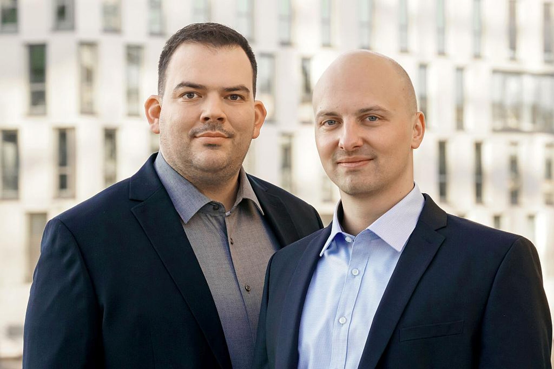 Geschäftsführer der Handels- und Serviceplattform Plastship sind Konstantin Humm (l.), und Andreas Bastian. (Foto: Plastship)