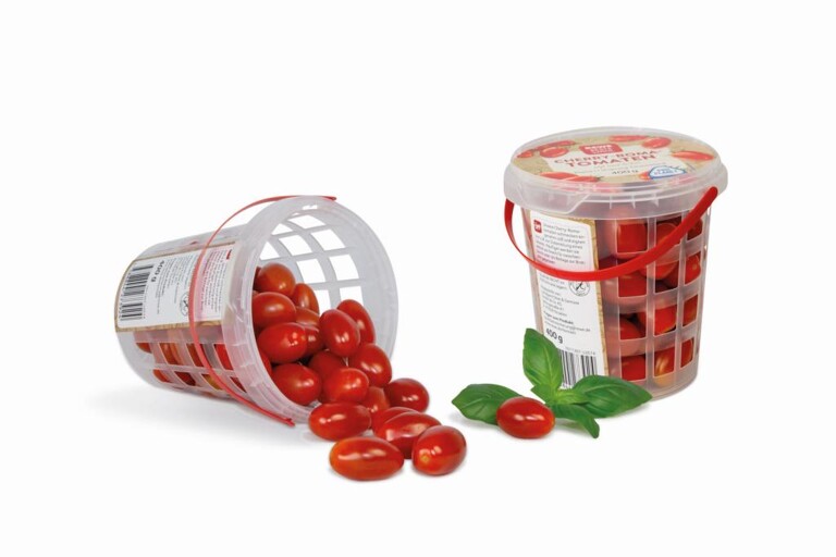 Die Snack-Tomaten-Verpackung in Gitterstruktur erzielt Materialeinsparungen von bis zu 30 %. (Foto: Pöppelmann)