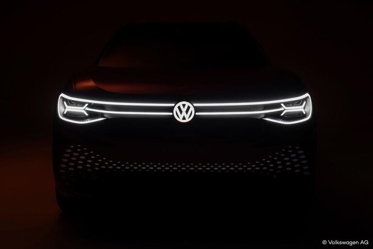 Beleuchtete Logos sind der nächste Schritt bei Emblemen, so wie hier beim Concept Car ID. Roomzz. (Foto: Volkswagen AG)