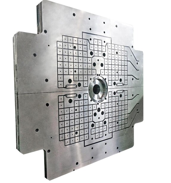 Magnetspannsysteme von Römheld Rivi sind hinsichtlich Größe, Geometrie, Spannkraft und Ausstattung frei konfigurierbar und in kurzer Zeit lieferbar. (Foto: Römheld)