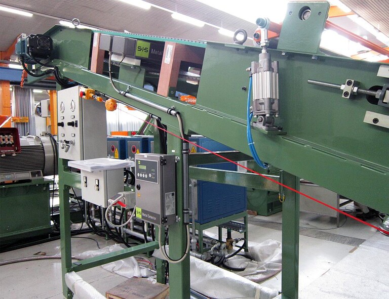 Flächen-Metalldetektor des Typs ELS – eingebaut unter dem Zuführförderband. (Foto: Marangoni Meccanica)