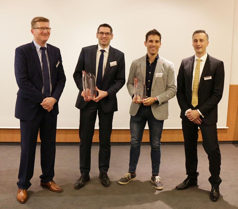 Die Gewinner des Sigma Award 2017 mit der Sigma Geschäftsleitung (v. l.): Thomas Klein, Geschäftsführer Sigma, Marco Kwiatkowski (Günther Heisskanaltechnik), Marco Ruivo (Speedturtle) und Timo Gebauer, CTO Sigma. (Foto: Sigma Engineering)