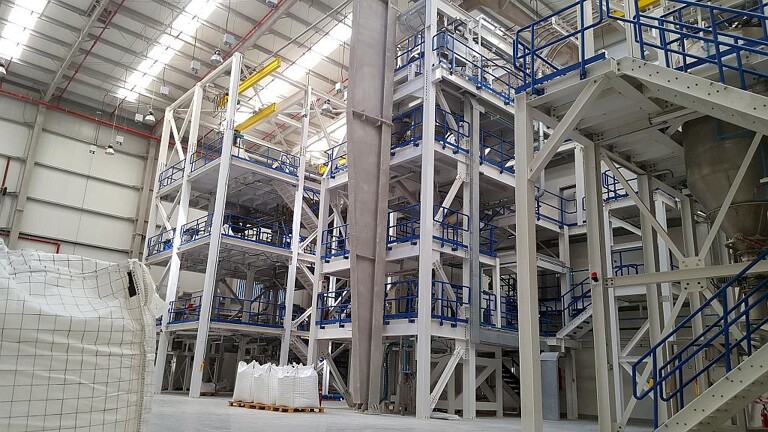 Songwon hat seine globale Fertigungspräsenz im Bereich OPS mit der Inbetriebnahme einer neuen modernen Produktionsstätte in Abu Dhabi verstärkt. (Foto: Songwon)