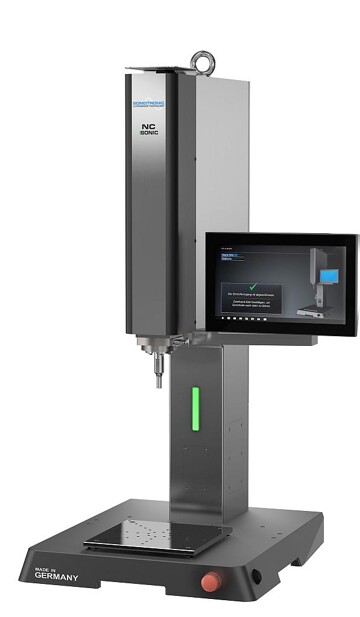 Neue Standardmaschine für das Ultraschallschweißen NC iSonic. (Foto: Sonotronic Nagel)