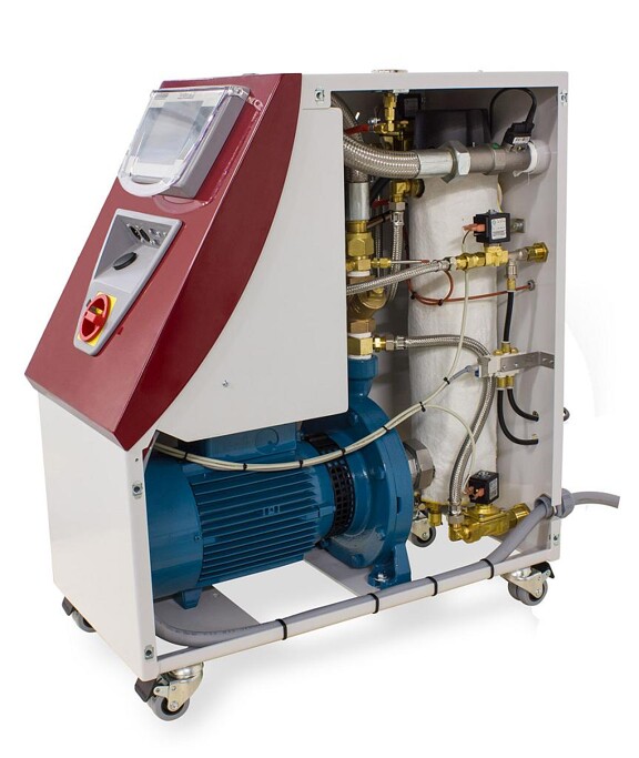 Das neue Tempro plus D120/1-L von Wittmann ist ein direkt gekühltes, groß dimensioniertes Einkreis-Temperiergerät mit Wasser als Temperiermedium. (Foto: Wittmann)