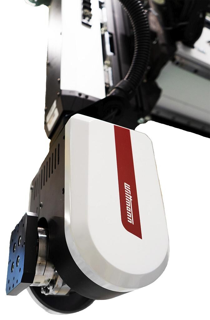 B-Servo- und A-C-Servoachse. (Foto: Wittmann)