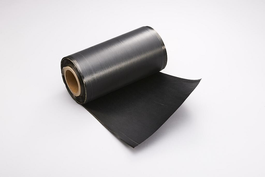 Das CFRTP-UD-Tape Leona weist eine höhere Festigkeit als Metall auf. (Foto: Asahi Kasei)