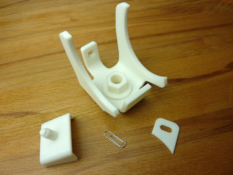 Typische 3D-gedruckte Pressteile als Vorlage für die Projektphase und der Messmaschine. (Foto: German RepRap)