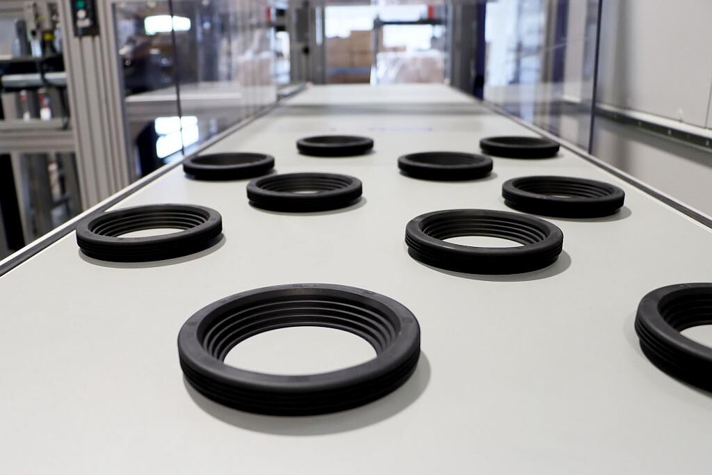Dichtungen für Vorwandspülkästen. (Foto: Wittmann)