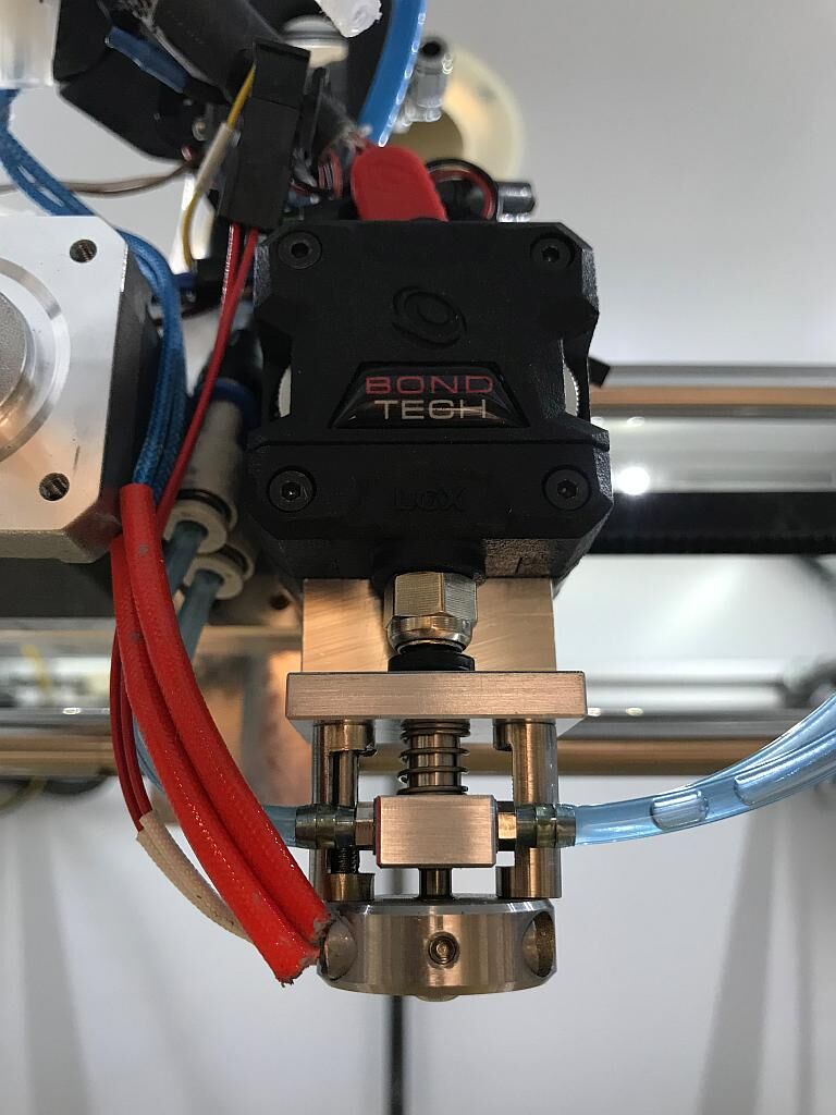 Prototyp einer Verschlussdüse für 3D-Drucker. (Foto: Fraunhofer IPA/Jonas Fischer)