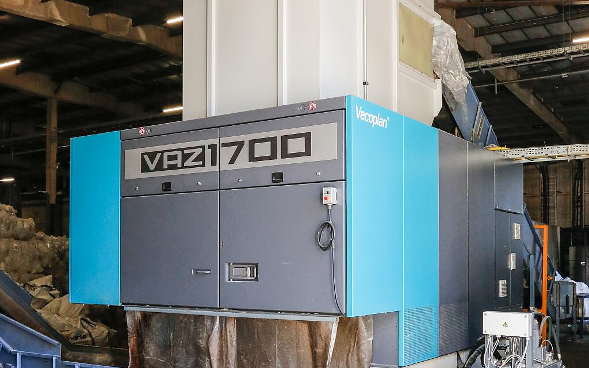 Vecoplan installierte im Werk bei YS Reclamation in Warrington einen Zerkleinerer der Baureihe VAZ 1700. (Foto: Vecoplan)