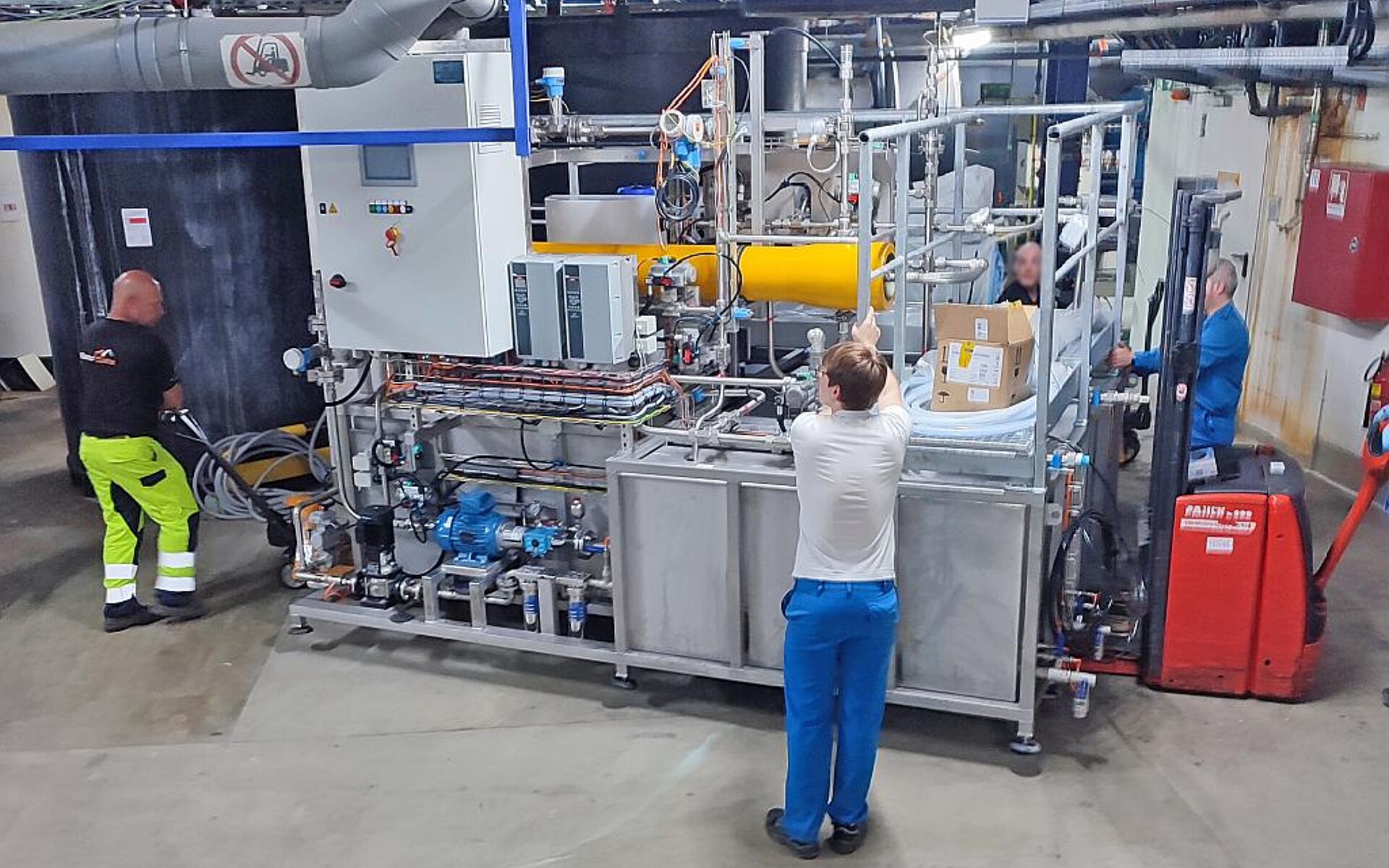 Die neue Umkehrosmose-Anlage bei BIA soll einen Großteil der in den Chrom(III)-Bädern eingesetzten Wertstoffe zurückgewinnen. (Foto: BIA)